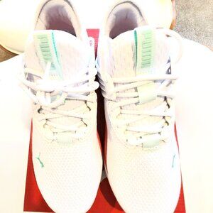 NWT Shoes Women Athletic Puma SZ Women 7, Youth Equivalent 5, White Orange